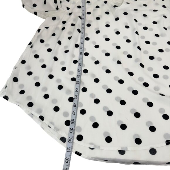 Torrid  Polka Dot V-Neck Chain Detail Top Blouse SZ 2XL  3/4 Sleeves White/Black - Picture 6 of 10